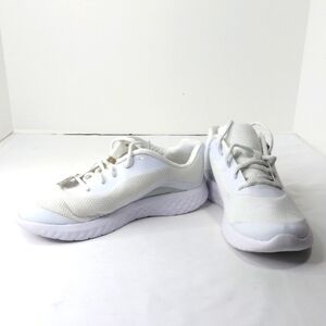 NWT Woman's Athletic Works White and Grey Memory Foam Sneakers Size 8.5 Wide